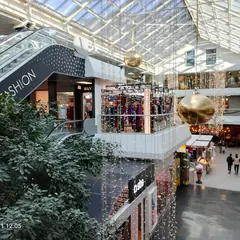 FoxTown Factory Stores
