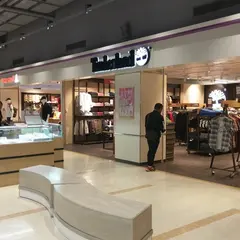 カルフール 重新店