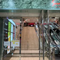 ニューミュンヘン 南大使館