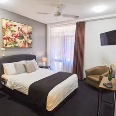 Gourmad at Mariners Court Hotel Sydney