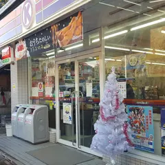 ファミリーマート 高鷲インター店
