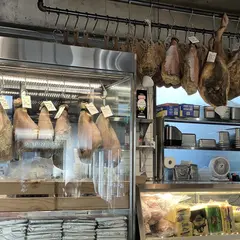 Salthouse Deli Anguk