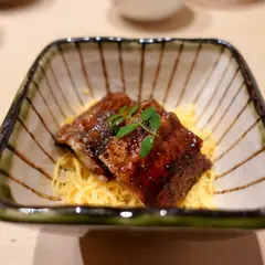 鮨結う紬