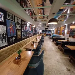 Abbey Road Cafe