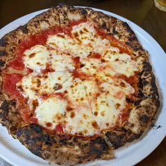 ピッツェリア ブランディオ （Pizzeria Brandi+o）