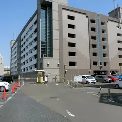 タイムズ仙台市泉中央駅前駐車場（地下）