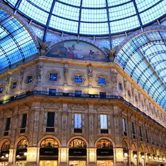 Galleria Vittorio Emanuele II （ヴィットーリオ・エマヌエーレ2世のガッレリア）