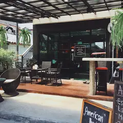 Twentytwo House