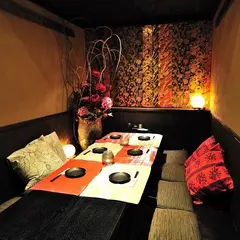鳥料理専門店 名古屋コーチンと焼き鳥 個室居酒屋 あか峯 金山店