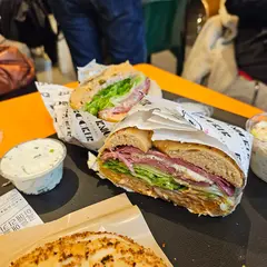 Knickerbocker Bagel