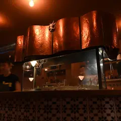 炭火焼屋台 膠