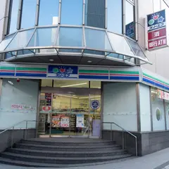 ローソン・スリーエフ 横須賀中央駅前店