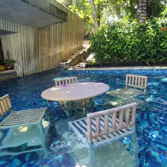 Pool Bar RIMBA