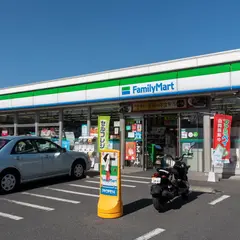 ファミリーマート 東青梅四丁目店