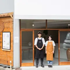 壺焼き芋専門店 ヤキヤキ