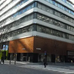 新東京ビル