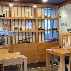 Seongbuk-dong Myeonok House