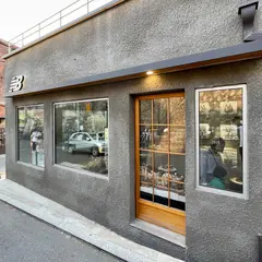 GREY HOUSE