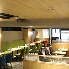 Cafe Renoir 早稲田駅前店