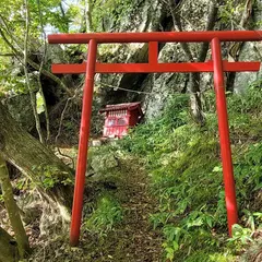 蓬莱山の岩