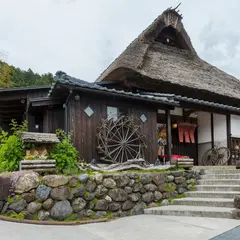 茅葺きの宿 長治庵