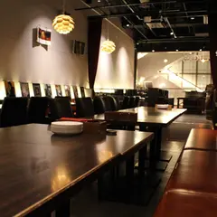 LUGAR（ルガール）