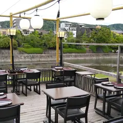 鍋と旬菜と京料理　先斗町　花柳