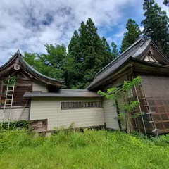月山神社
