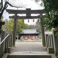 成石神社