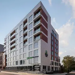 Holiday Inn Express & Suites Woodside LaGuardia Airport, an IHG Hotel