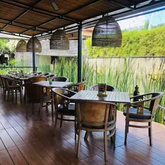 Papa's Limoncello Cafe