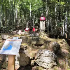 松本峠地蔵
