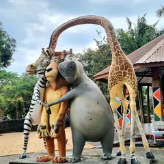 カオキアオ動物園
