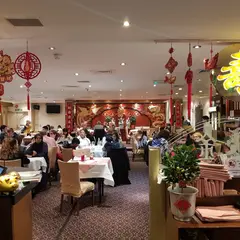 Golden Dragon (Chinatown)