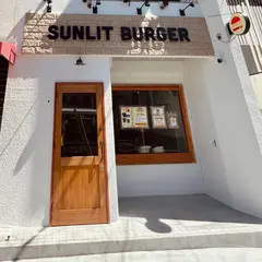 Sunlit Burger