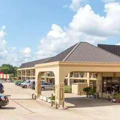 Super 8 by Wyndham Longview/North