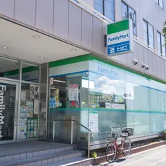 ファミリーマート ソードビル店