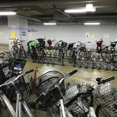 高松駅前広場地下自転車駐車場