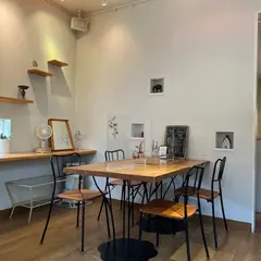 cafe roomer