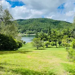 聖湖畔公園