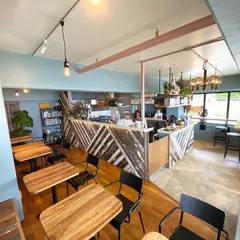 BLUE POINT FALAFEL&COFFEE （ブルーポイント）