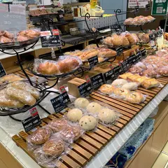 キングベーク ナチュラルＪＲ函館店