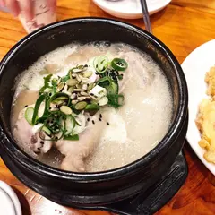 Tosokchon Samgyetang