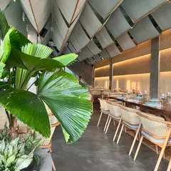 Ola Hale - Restaurant & Bar