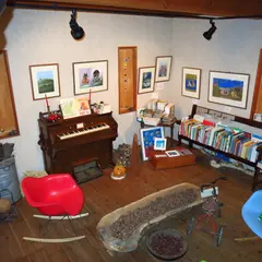 斑尾高原絵本美術館
