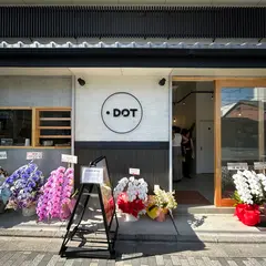 ・ＤＯＴ (ドット)