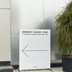 AMOMENTO FLAGSHIP STORE