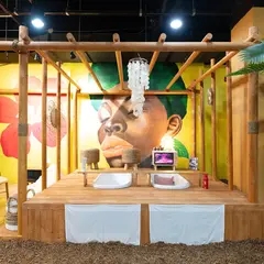 Coconutbox Cafe & Gallery