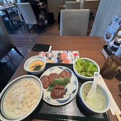 牛たん とろろ 麦めし ねぎし 原宿店