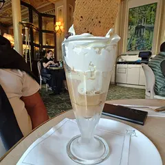 cafe de la paix